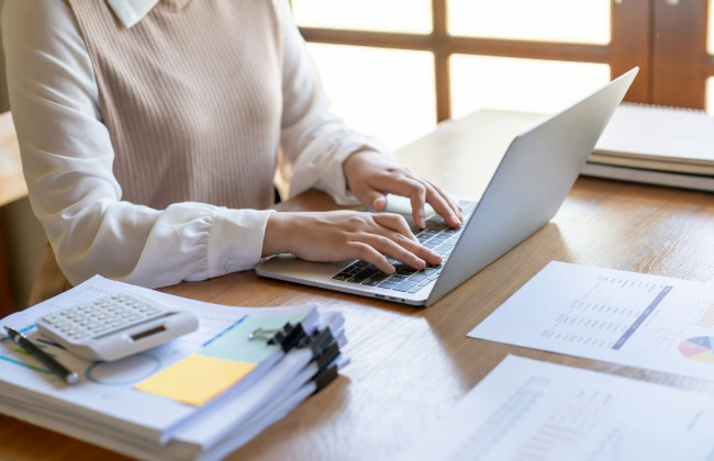 Кабмін оновив розрахунок лікарняних і декретних: що зміниться для ФОПів та самозайнятих осіб