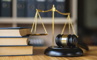 Еще двое судей апелляционных судов ушли в отставку: решение ВСП