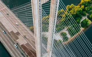 На Південному мосту у Києві обмежать рух транспорту з 1 травня