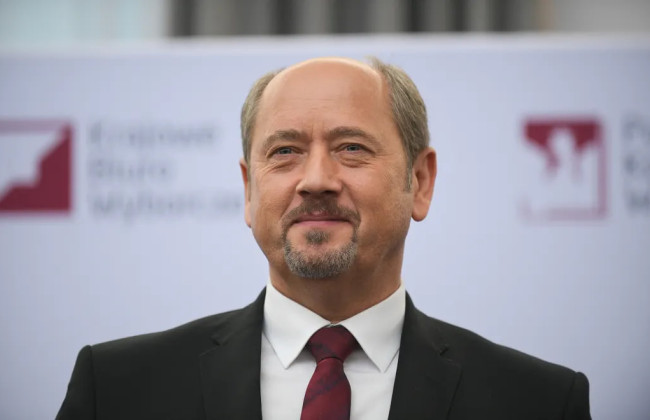 Сенатора в Польше лишили водительских прав за то, что он разогнался до 128 км/ч