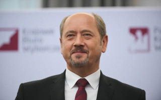 Сенатора в Польше лишили водительских прав за то, что он разогнался до 128 км/ч