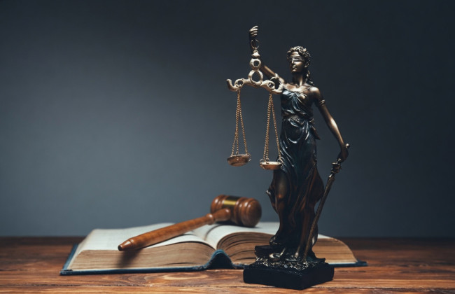 Коли помилкові свідчення не позбавляють права на компенсацію — пояснив Верховний Суд