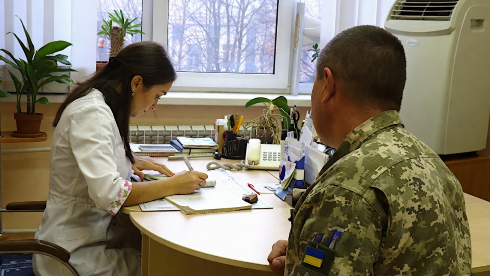 Законно ли требовать повторную ВВК: суд встал на сторону бывшего военнослужащего в споре с ТЦК