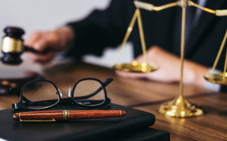 Стаж арбитражного управляющего отныне засчитают для допуска к адвокатскому экзамену — решение САУ