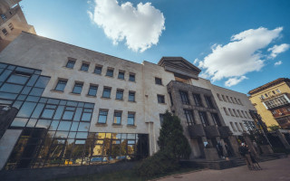 Заробітні плати, виправдувальні вироки та тимбілдинг в Кракові: що ТСК дізналася від керівника апарату ВАКС