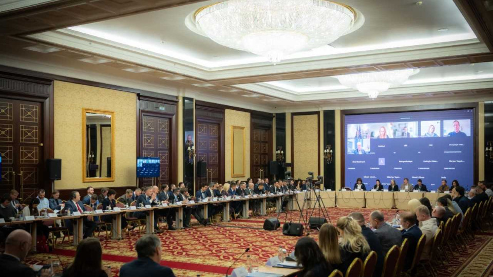 Председатель ВС Станислав Кравченко считает, что борьба с коррупцией должна основываться на уже существующих практиках