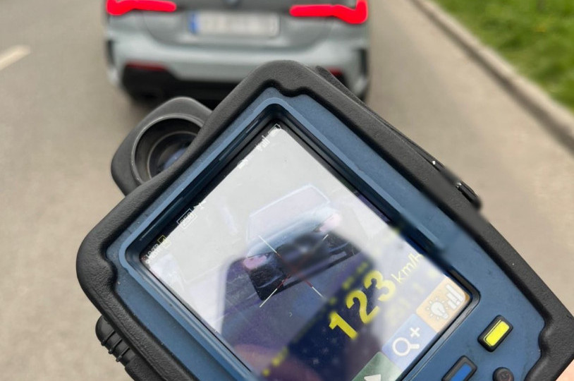 «Летіли» зі швидкістю понад 120 км за годину: у Києві покарали водіїв Chevrolet та BMW