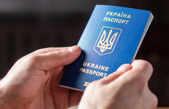 Потеряли загранпаспорт за границей — что делать и как вернуться в Украину