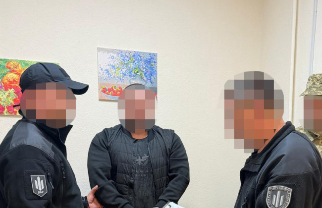Военного, который жестоко избил побратима перед строем и ушел в СЗЧ, задержали