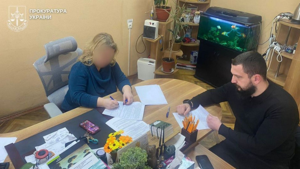 В Киеве будут судить чиновницу по делам детей: после формальной проверки мать пытала сына еще 9 месяцев
