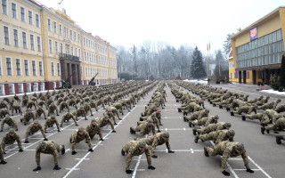 Военные вузы Украины расширяют подготовку специалистов по дронам и кибербезопасности