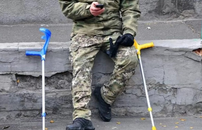 Военнослужащий получил группу инвалидности: какую денежную помощь ему выплатят