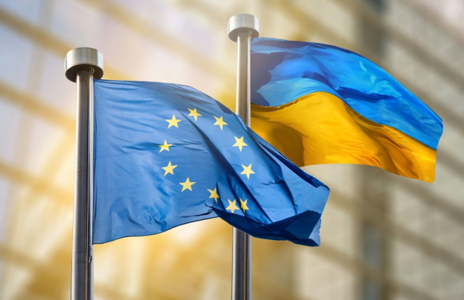 Евросоюз может начать переговоры о вступлении Украины уже в июне, — еврокомиссар