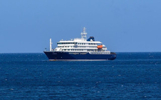 Одного українця евакуюють з судна MV Hondius зі спалахом хантавірусу – ще четверо залишаться на борту