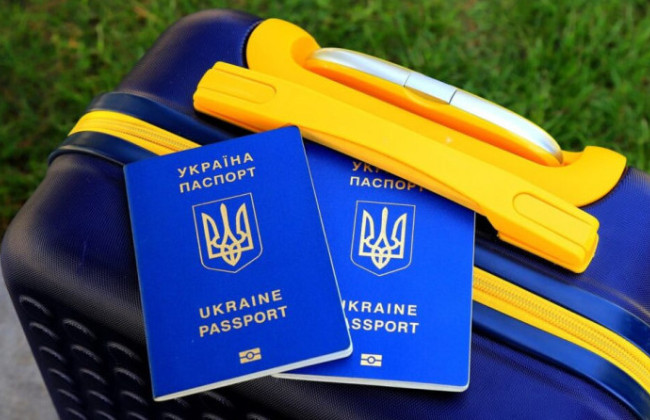 В 2026 году за границу могут выехать около 200 тысяч украинцев