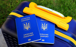 В 2026 году за границу могут выехать около 200 тысяч украинцев