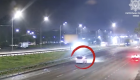 В Киеве водитель Mercedes в нетрезвом состоянии влетел в отбойник – полиция показала видео