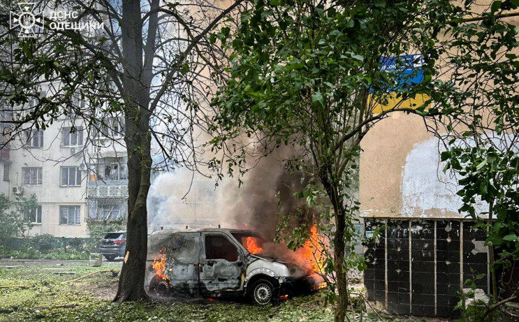 Зеленский предупредил, что есть угроза ракетных ударов по Украине после всех волн дронов