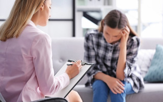 В Україні до психологів за рік звернулися 650 тисяч людей – які найчастіші причини