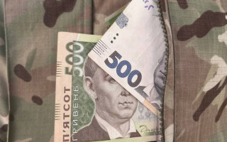 Гарантований мінімум грошового забезпечення військових хочуть встановити на рівні 150% середньої зарплати