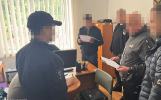 ГБР и СБУ разоблачили должностное лицо правоохранительных органов, которое угрожало бизнесмену ТЦК