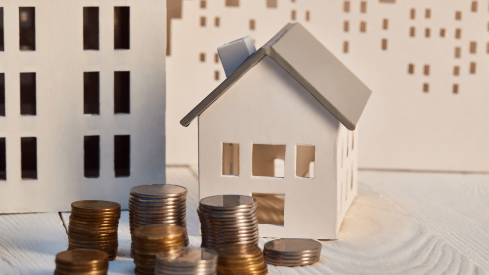 Продали квартиру чи будинок — чи потрібно терміново повідомляти податкову