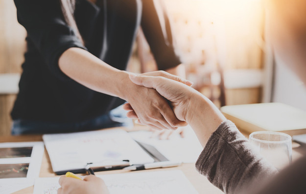 Гнучкий графік, дистанційна робота та підтримка сімей: що рекомендують роботодавцям під час воєнного стану