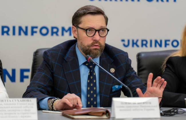 Чому речник національної асоціації адвокатів взяв Єрмака на поруки?