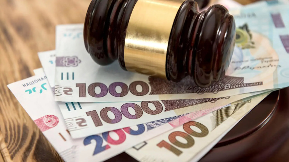 Должно ли государство платить за вред, нанесенный законом, который признали неконституционным — Верховный Суд высказал позицию