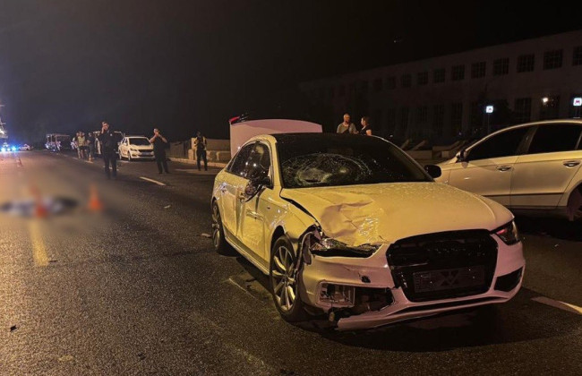 В Харькове водитель Audi сбил двух пешеходов — 18-летний парень погиб, женщина госпитализирована