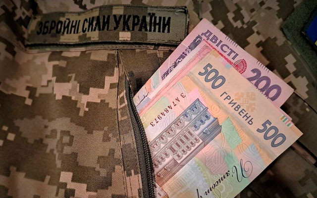 Какой порядок подтверждения статуса иждивенца погибшего военнослужащего для получения единовременной помощи: позиция Верховного Суда