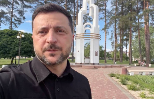 Владимир Зеленский посетил фортификации возле Беларуси: что рассказал об угрозе