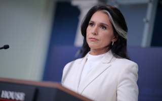 Голова Національної розвідки США Тулсі Габбард подала у відставку