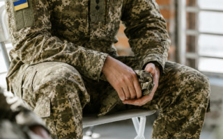 Коли бездіяльність військової частини не дає права на компенсацію моральної шкоди: відповідь Верховного Суду