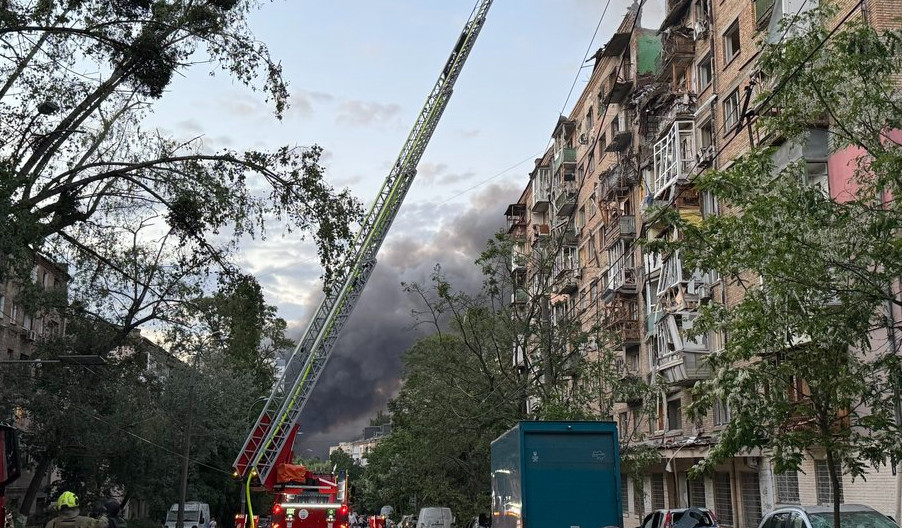 У Києві після масованої атаки РФ зафіксували погіршення якості повітря