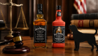 Jack Daniel’s судиться через собачу іграшку у формі пляшки віскі: справа триває понад 10 років