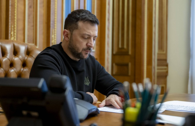 Зеленский допустил возможность завершить «горячую фазу» войны до ноября при гарантиях безопасности — депутаты