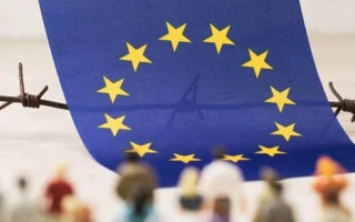 У ЄС зменшується кількість мігрантів і шукачів притулку, але зростає кількість рішень про репатріацію