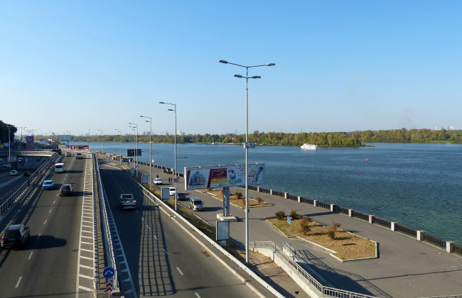 У Києві обмежать рух на Набережному шосе 26 травня