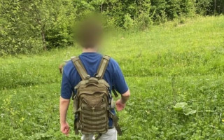 В горах Раховского района спасли 24-летнего мужчину, который планировал незаконно пересечь границу с Румынией