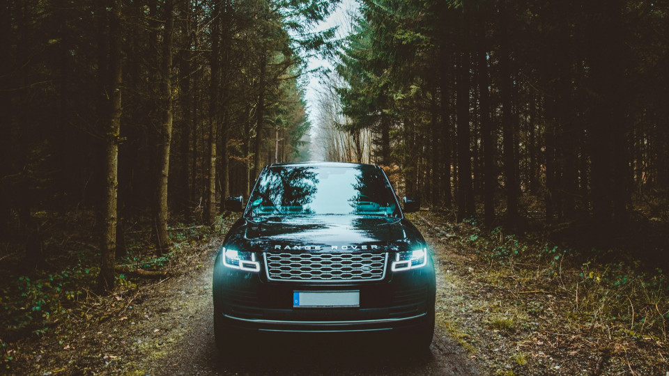 Верховный Суд оставил в силе конфискацию Range Rover, которым пользовался чиновник Минюста Вадим Киреенко