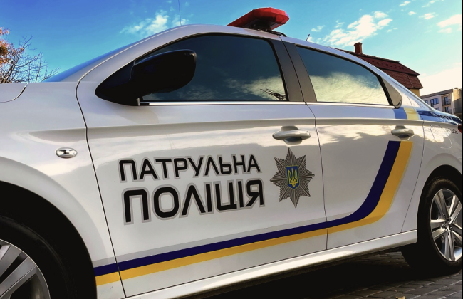 У Києві зауваження сусіду закінчилося різаниною та нападом на поліцію: відео
