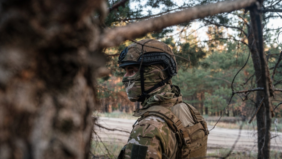 Военнослужащие месяцами не могут добиться ответа на рапорты: что на самом деле стоит за случаями СЗЧ