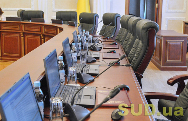Приоритет отставки и больничные: ВСП поставила на паузу увольнение судей вопреки выводам ВККС