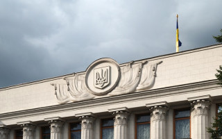 Рада приняла к сведению отчет ВСК о возможных нарушениях в сфере оборонных закупок и фортификационных сооружений