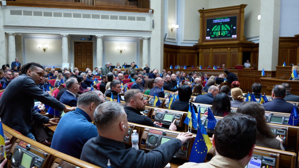 Какие условия ЕС выдвинул Украине для получения 8,35 млрд евро: налоги, изменения для ФЛП и реформа таможни