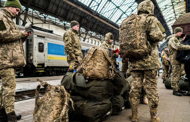 Відпустка з виїздом за кордон для військових – які документи потрібно подати до ТЦК
