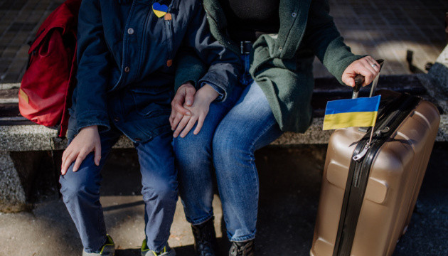 Україна обговорює з партнерами фінансові стимули для повернення біженців — Андрій Сибіга