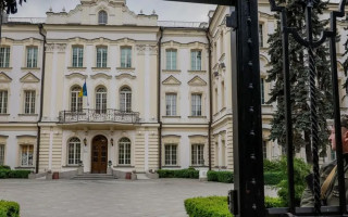 Чому Верховний Суд знижує гонорари адвокатів: позиція Великої Палати