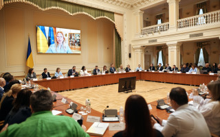 Немає законодавчого «каркасу»: від уряду чекають конкретних законопроєктів щодо захисту прав дітей